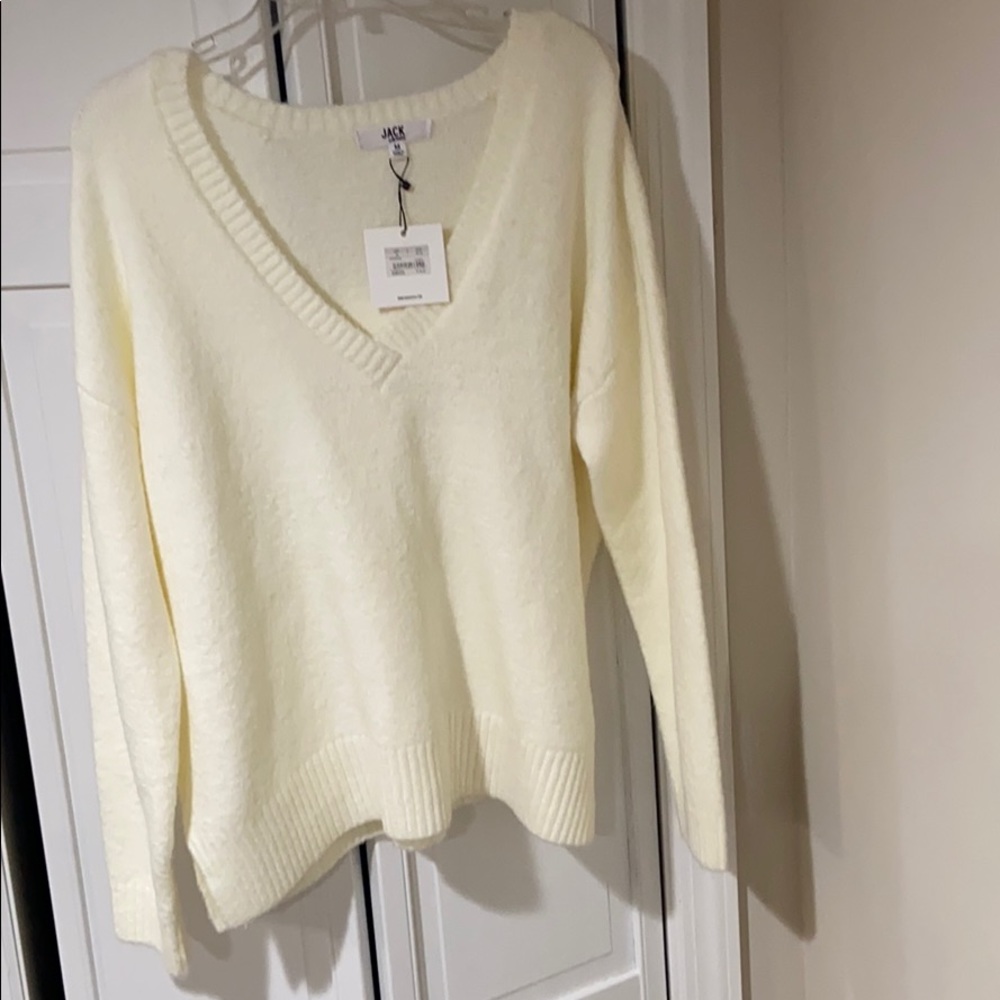 Brand new with tags long sleeve ivory sweater sz M
